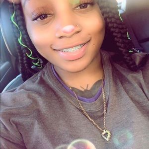 Meet your Posher, Takeshia